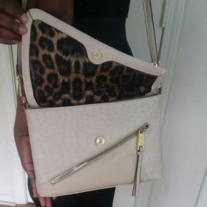 🌹Jessica Simpson · Animal Print Purse